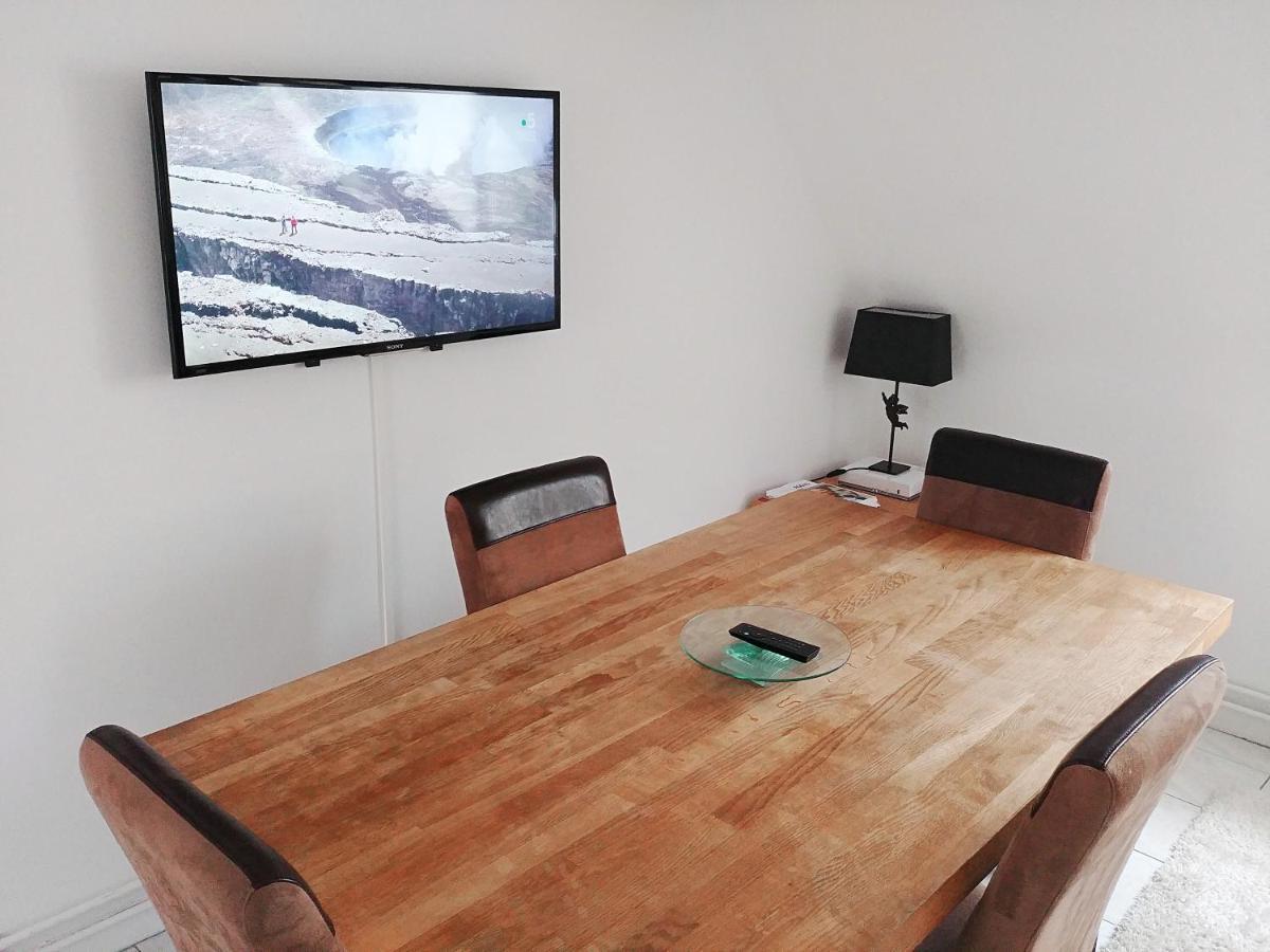 Best Of Chartres One Bedroom City Center And View On The Cathedral Exterior photo